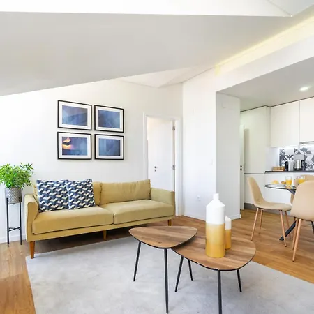 Whome Alcantara Premium Lisboa